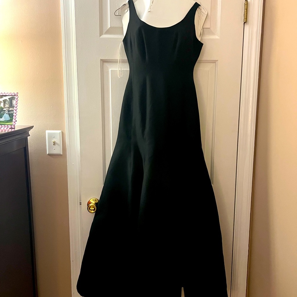 Halston Heritage black evening gown. Sz 4